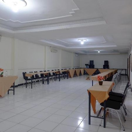 Hotel Tiara Garut Luaran gambar