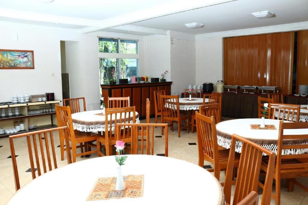 Hotel Tiara Garut Luaran gambar